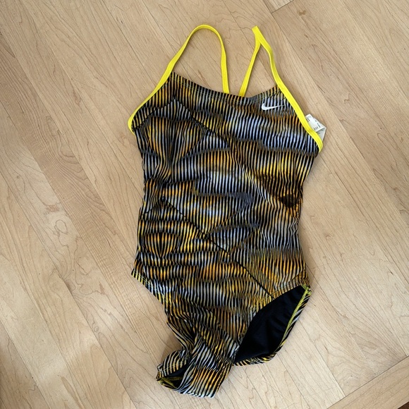 NWT NIKE Racing bathing suit WMS 30/4 - Picture 1 of 6